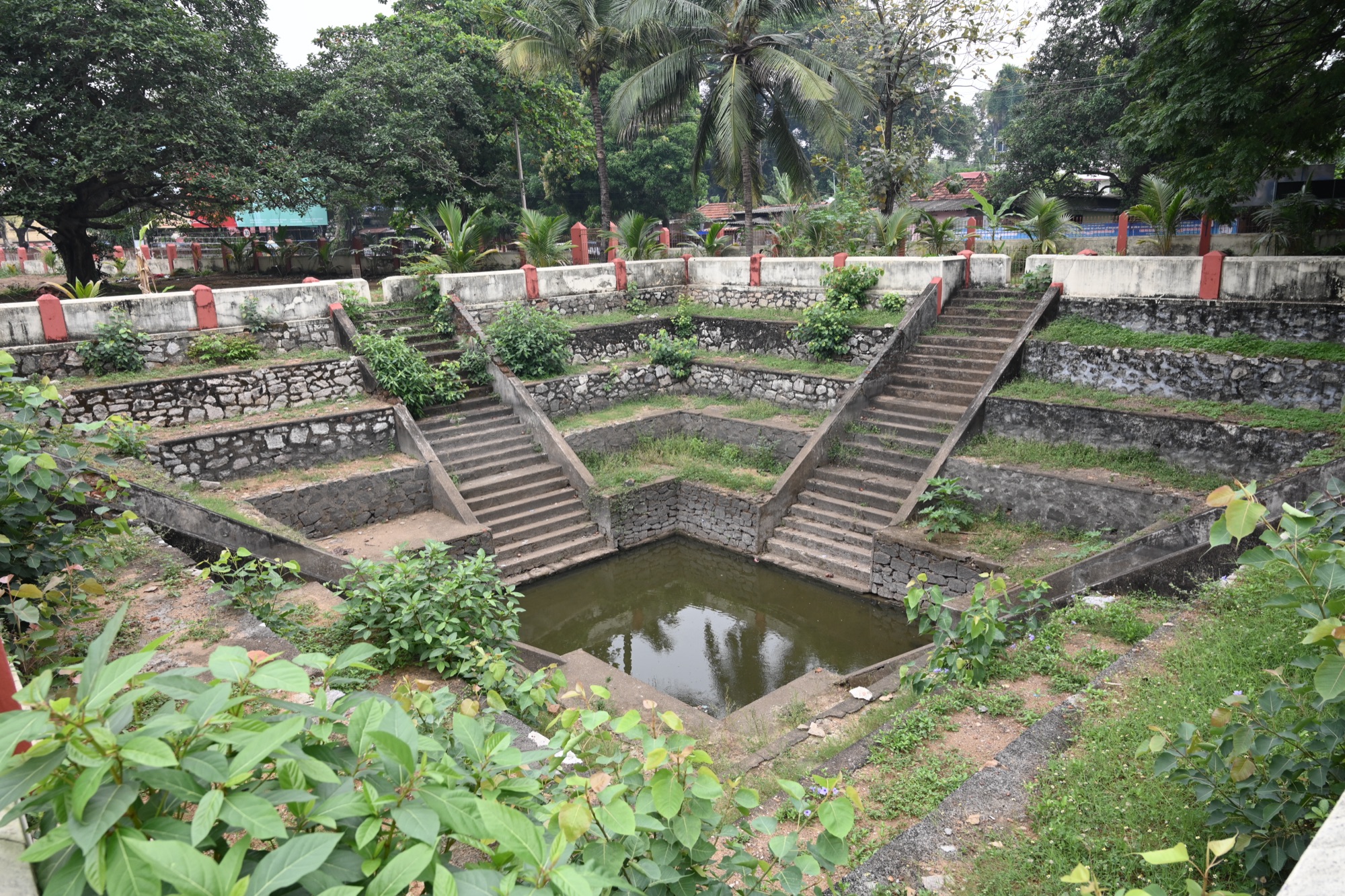 ക്ഷേത്ര കുളം (1)